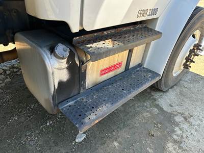 Freightliner M2 106 Fuel Tank Strap / Bracket