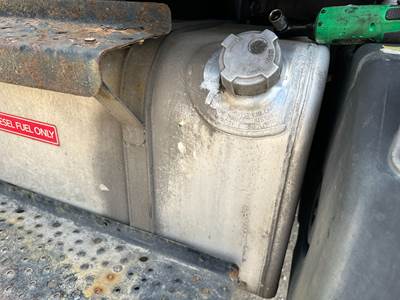 Freightliner M2 106 Fuel Tank Strap / Bracket