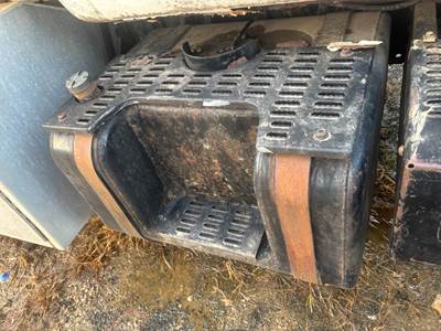 GMC C7500 Fuel Tank Strap / Bracket