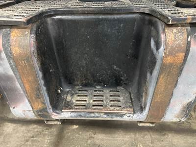 GMC C7500 Fuel Tank Strap / Bracket