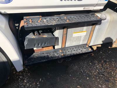 Hino 268 Fuel Tank Strap / Bracket