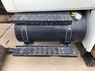 International 4400 Fuel Tank Strap / Bracket