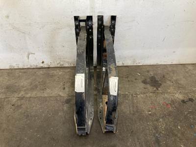 International 4900 Fuel Tank Strap / Bracket