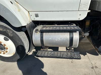 International 7600 Fuel Tank Strap / Bracket