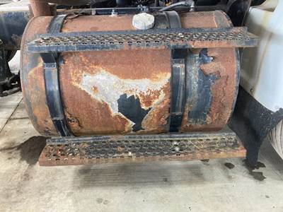 International 8100 Fuel Tank Strap / Bracket