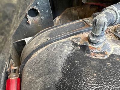 International 8300 Fuel Tank Strap / Bracket