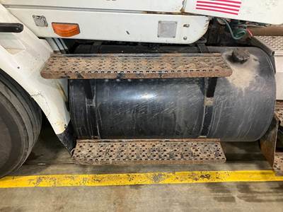 International 8600 Fuel Tank Strap / Bracket