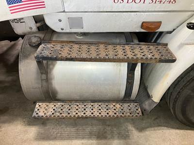 International 8600 Fuel Tank Strap / Bracket