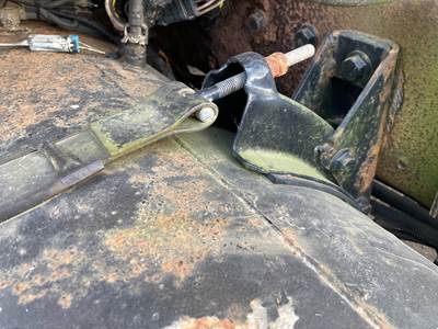 International 8600 Fuel Tank Strap / Bracket