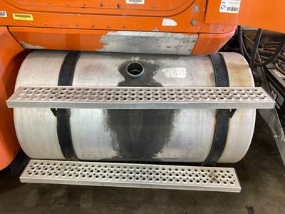 International 9400 Fuel Tank Strap / Bracket