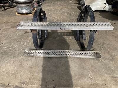 International 9400 Fuel Tank Strap / Bracket