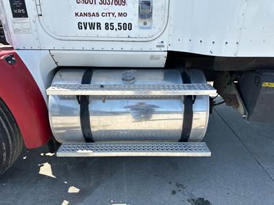 International 9400 Fuel Tank Strap / Bracket