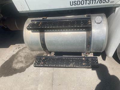 International DuraStar 4300 Fuel Tank Strap / Bracket for a International Durastar (4300)