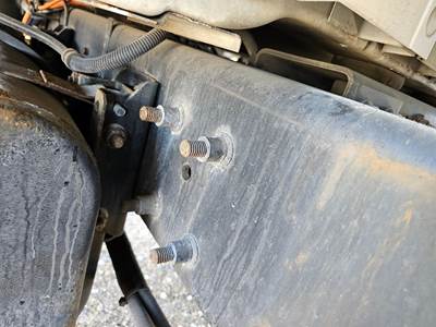 International DuraStar 4300 Fuel Tank Strap / Bracket for a International Durastar (4300)