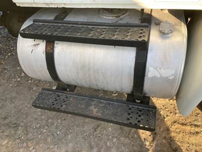 International DuraStar 4300 Fuel Tank Strap / Bracket for a International Durastar (4300)