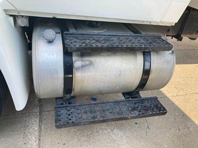 International DuraStar 4300 Fuel Tank Strap / Bracket for a International Durastar (4300)