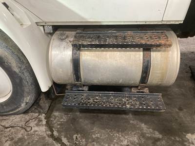 International DuraStar 4300 Fuel Tank Strap / Bracket for a International Durastar (4300)