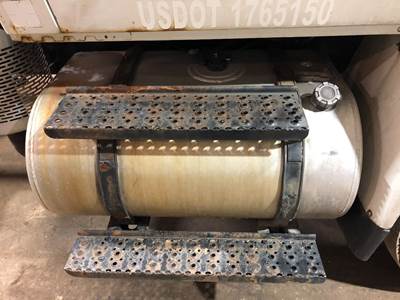 International DuraStar 4400 Fuel Tank Strap / Bracket for a International Durastar (4400)