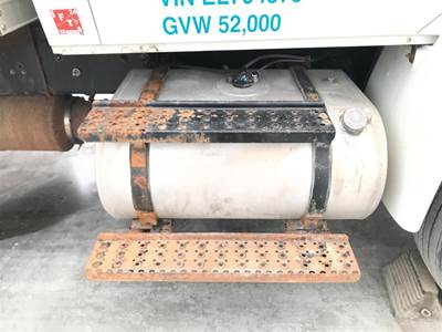 International DuraStar 4400 Fuel Tank Strap / Bracket for a International Durastar (4400)