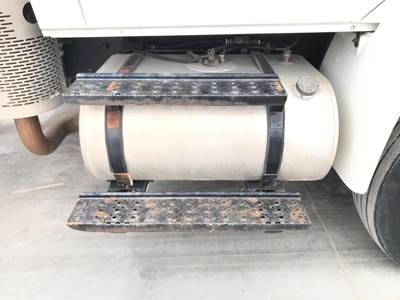 International DuraStar 4400 Fuel Tank Strap / Bracket for a International Durastar (4400)