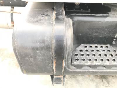 International S1900 Fuel Tank Strap / Bracket