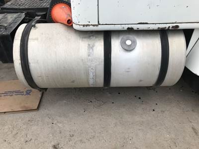 International S1900 Fuel Tank Strap / Bracket