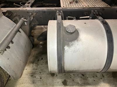 International TranStar 8600 Fuel Tank Strap / Bracket for a International Transtar (8600)