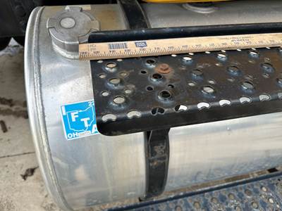 International TranStar 8600 Fuel Tank Strap / Bracket for a International Transtar (8600)