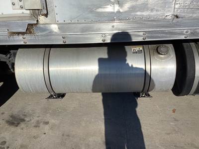 Kenworth T270 Fuel Tank Strap / Bracket