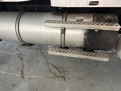 Kenworth T270 Fuel Tank Strap / Bracket