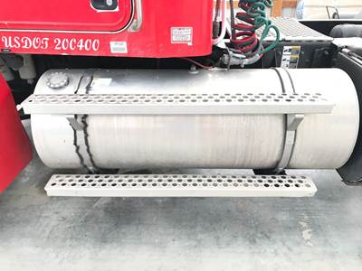 Kenworth T370 Fuel Tank Strap / Bracket