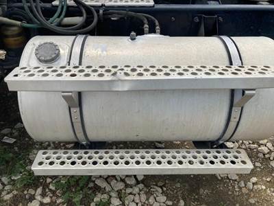 Kenworth T370 Fuel Tank Strap / Bracket