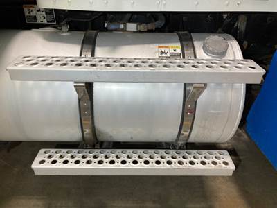 Kenworth T370 Fuel Tank Strap / Bracket