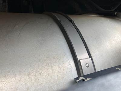 Kenworth T600 Fuel Tank Strap / Bracket