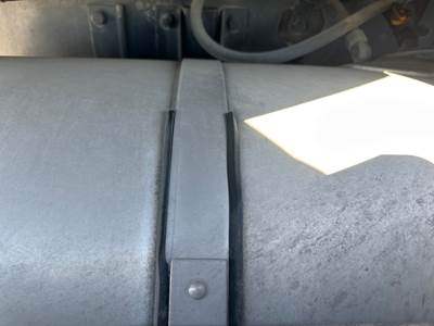 Kenworth T600 Fuel Tank Strap / Bracket
