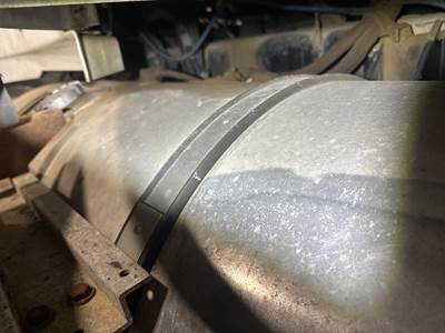 Kenworth T600 Fuel Tank Strap / Bracket