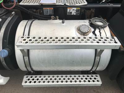 Kenworth T660 Fuel Tank Strap / Bracket