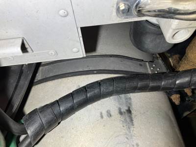 Kenworth T680 Fuel Tank Strap / Bracket