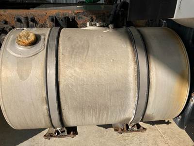 Kenworth T680 Fuel Tank Strap / Bracket