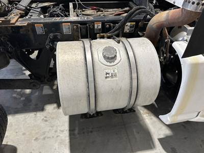 Kenworth T680 Fuel Tank Strap / Bracket