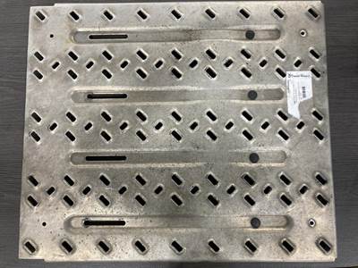 Mack AN (ANTHEM) Fuel Tank Strap / Bracket