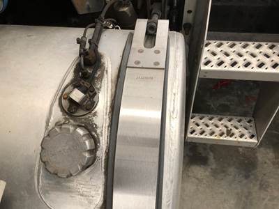 Mack AN (ANTHEM) Fuel Tank Strap / Bracket