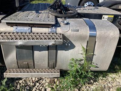 Mack CXU Fuel Tank Strap / Bracket