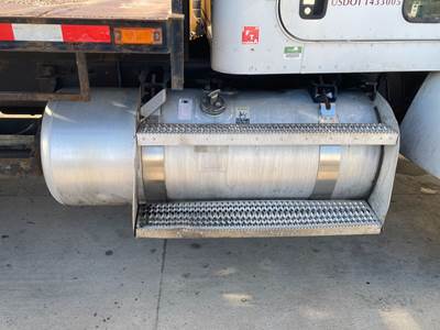 Peterbilt 340 Fuel Tank Strap / Bracket