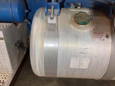 Peterbilt 367 Fuel Tank Strap / Bracket