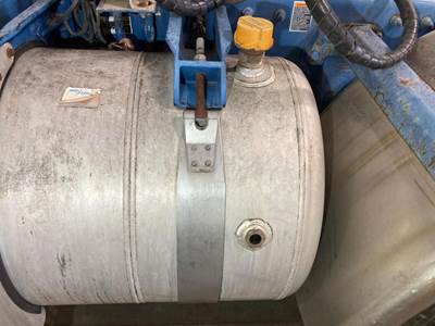 Peterbilt 367 Fuel Tank Strap / Bracket