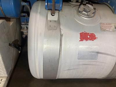 Peterbilt 367 Fuel Tank Strap / Bracket