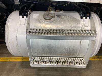 Peterbilt 377 Fuel Tank Strap / Bracket