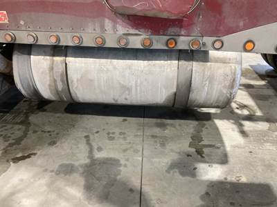 Peterbilt 379 Fuel Tank Strap / Bracket