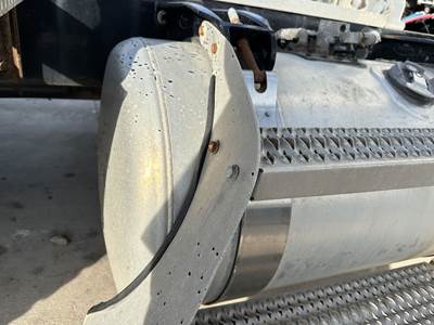 Peterbilt 382 Fuel Tank Strap / Bracket